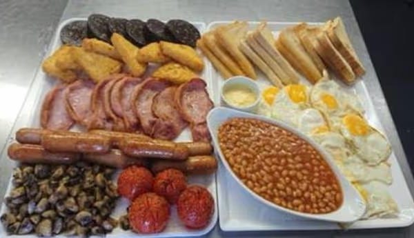 Mighty Breakfast Box